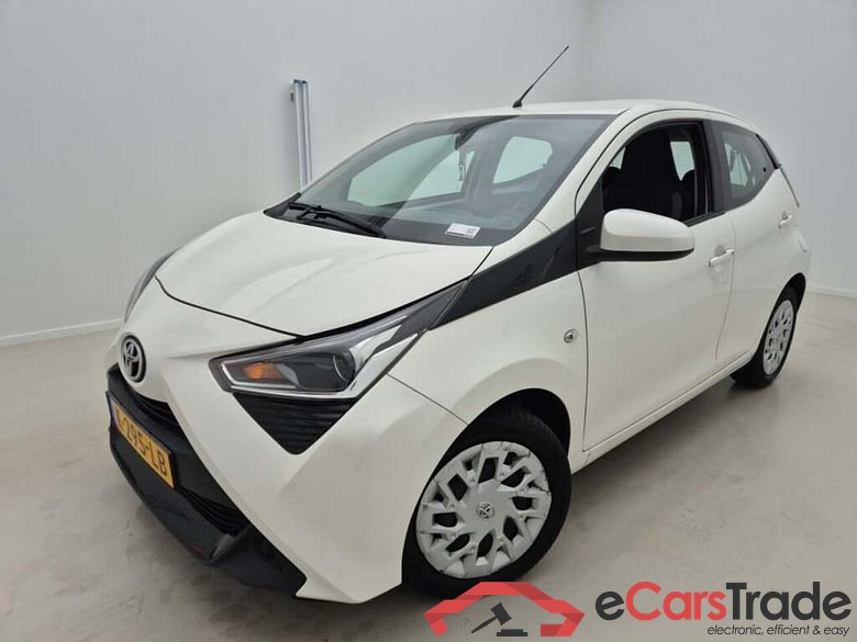 TOYOTA Aygo 1.0 VVT-i x-play #1