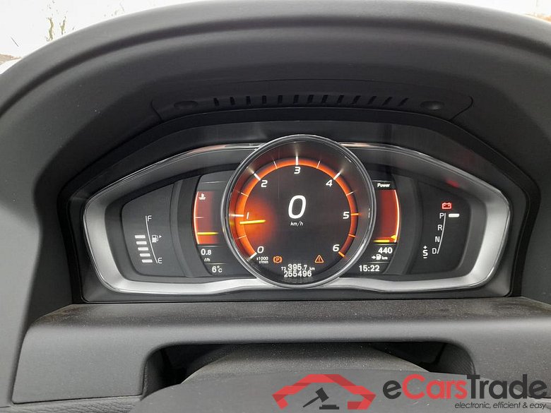 VOLVO XC60 2.0 D4 Summum Geartronic #3