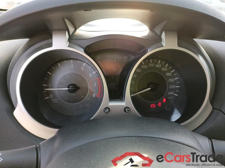 NISSAN JUKE / 2014 / 5P / crossover G.E6D-Temp 83kW (112 CV) 5M/T ACENTA (CX) #4