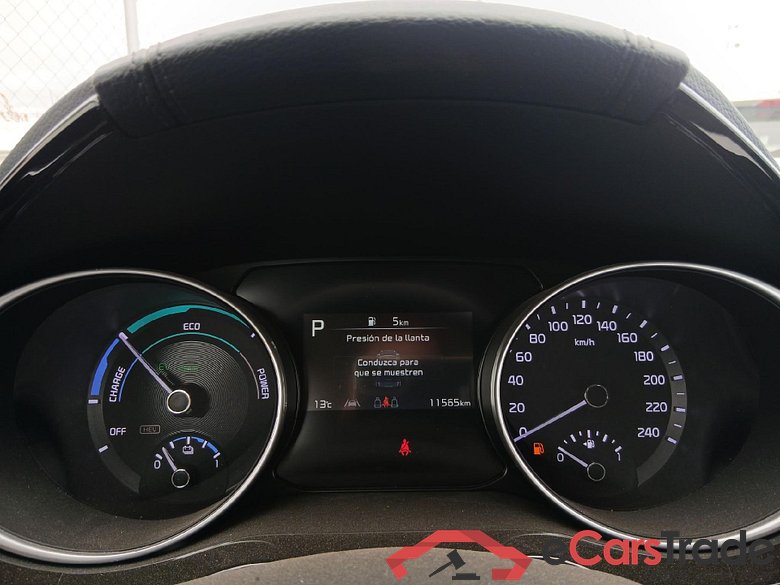 KIA XCeed / 2022 / 5P / todoterreno 1.6 GDi PHEV 104kW (141CV) eDrive (AC) #4