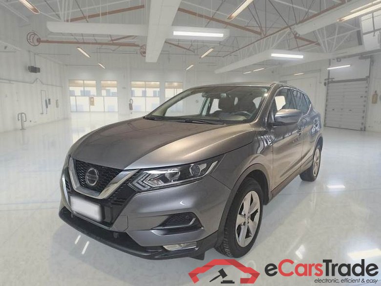NISSAN QASHQAI / 2017 / 5P / CROSSOVER 1.3 DIG-T 140 BUSINESS #1