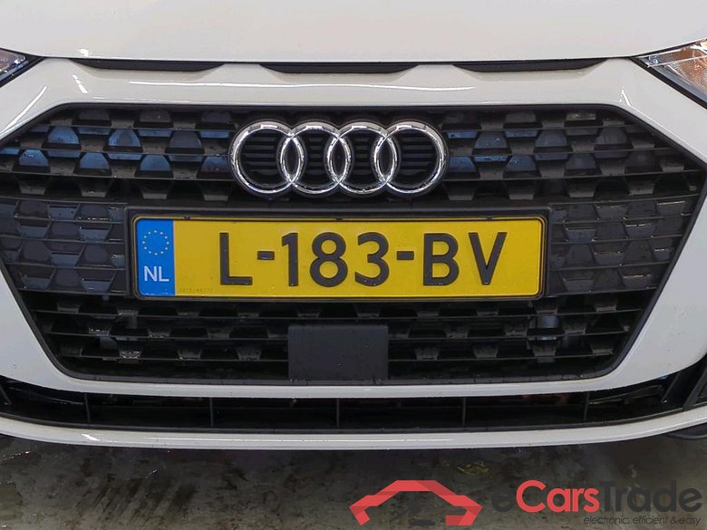 Audi A1 Sportback 30 TFSI Pro Line 5d #5