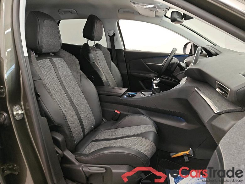 Peugeot 3008 Blue Lease Premium 1.2 PureTech 130 5d #2