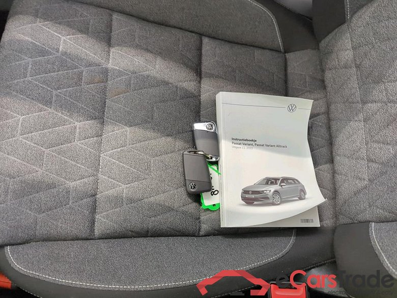 Volkswagen Passat Variant 1.5 TSI 7-DSG Business 5d #4