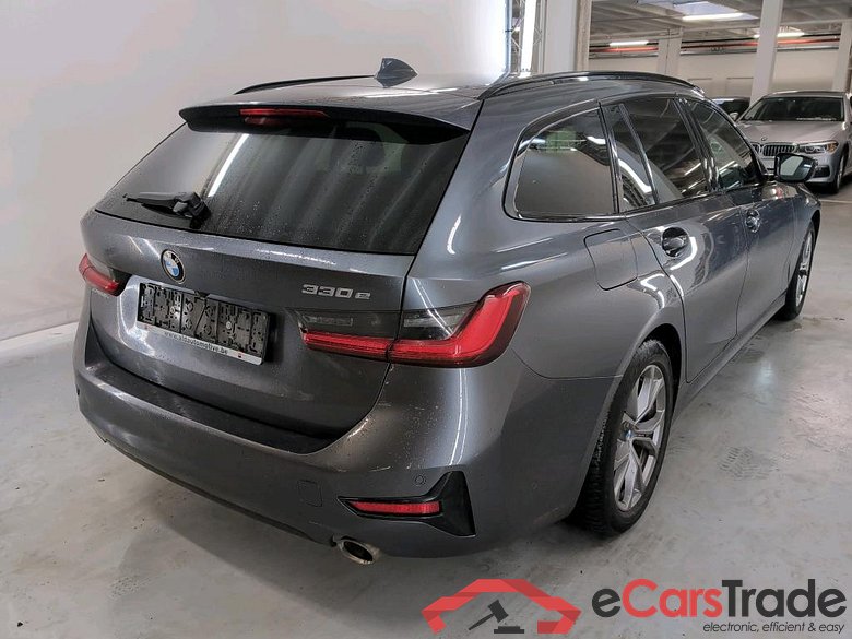 BMW 3 SERIES TOURING 2.0 330E (215KW) TOURING #4