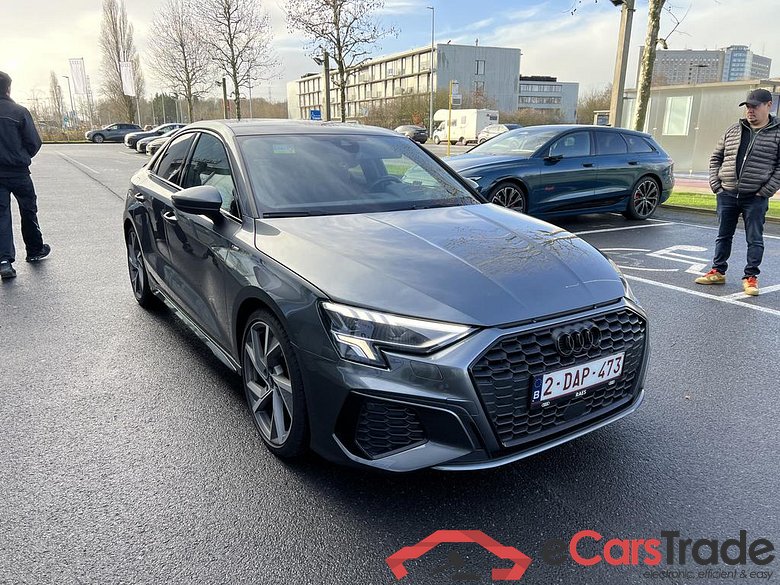 AUDI A3 Sedan 35 TFSI S line S tronic #4