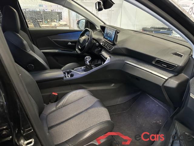 PEUGEOT 5008 1.2 PureTech Allure Pack (EU6.4) #3