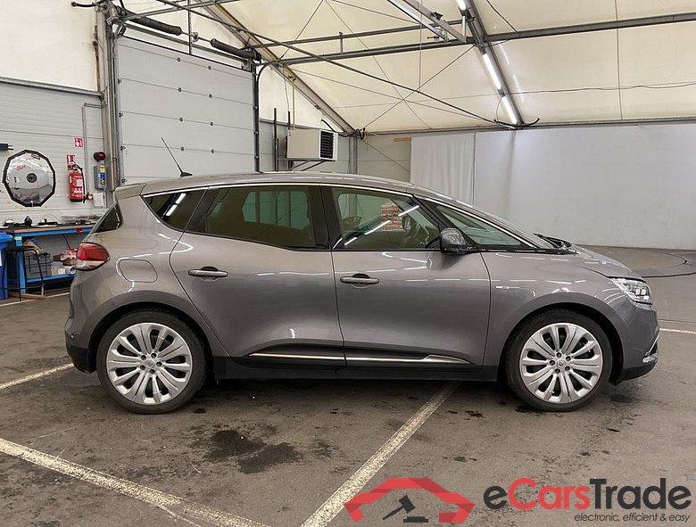 RENAULT Scénic Scenic 1.6 dCi Energy Bose Edition #6