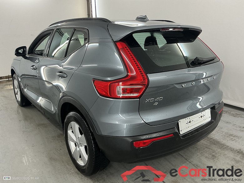 VOLVO XC40 1.5 T3 #3