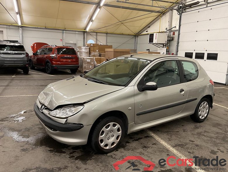 PEUGEOT 206 Phase 2 1.1i X-Design #1