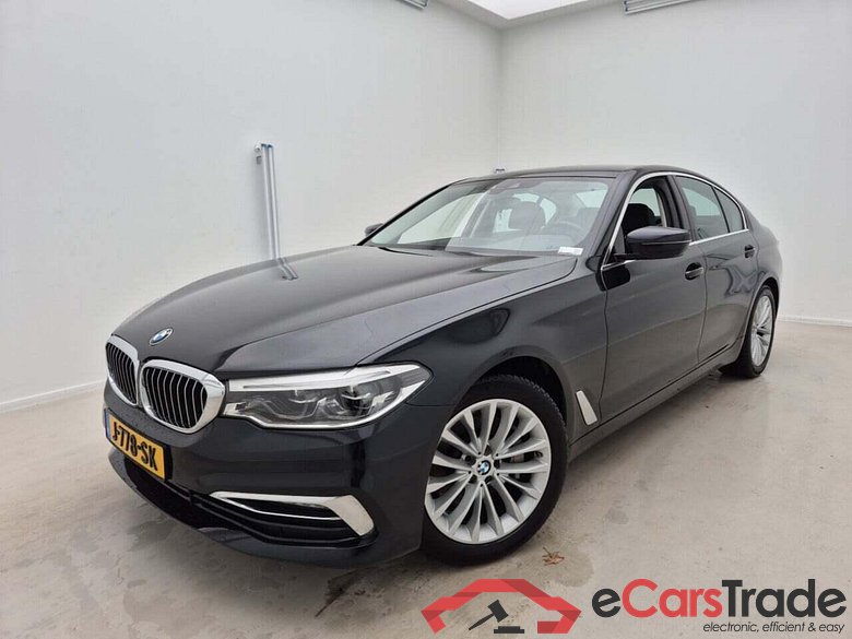 BMW 5-serie 530i xDrive High Executive AUT