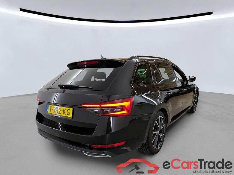 SKODA Superb Combi 110 kW #6