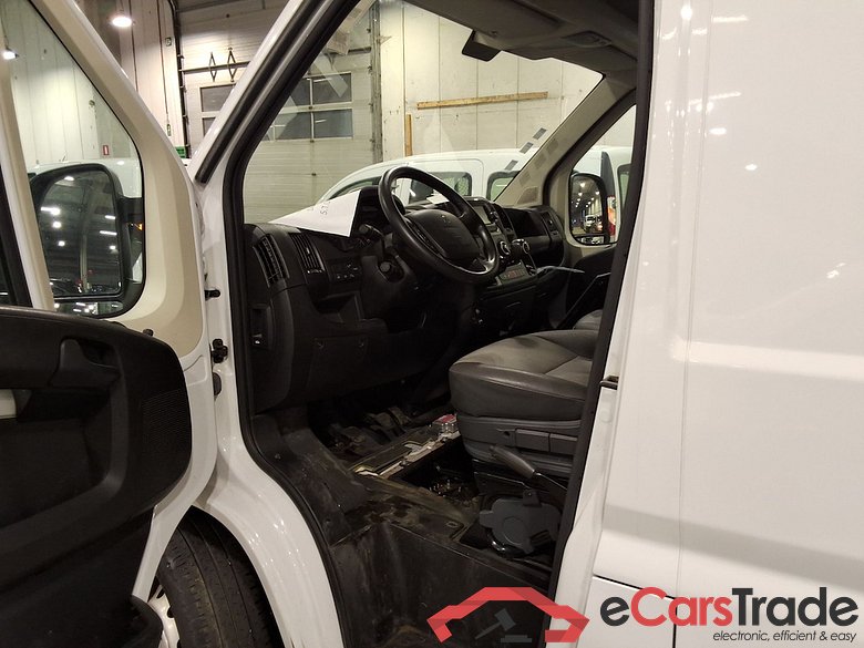 PEUGEOT Boxer 2.2 BLUEHDI S-S 120 PREMIUM 328 L1H1 #5