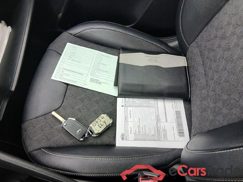 KIA Niro / 2019 / 5P / crossover 1.6 GDi HEV 104kW (141CV) Drive #5