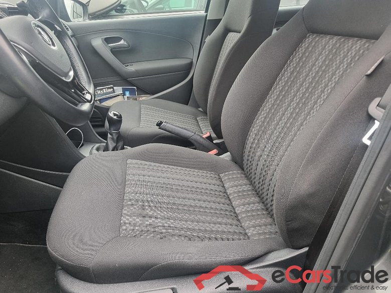 VOLKSWAGEN Polo Polo  1,0 l  44 kW (60 HP) 5-speed #5