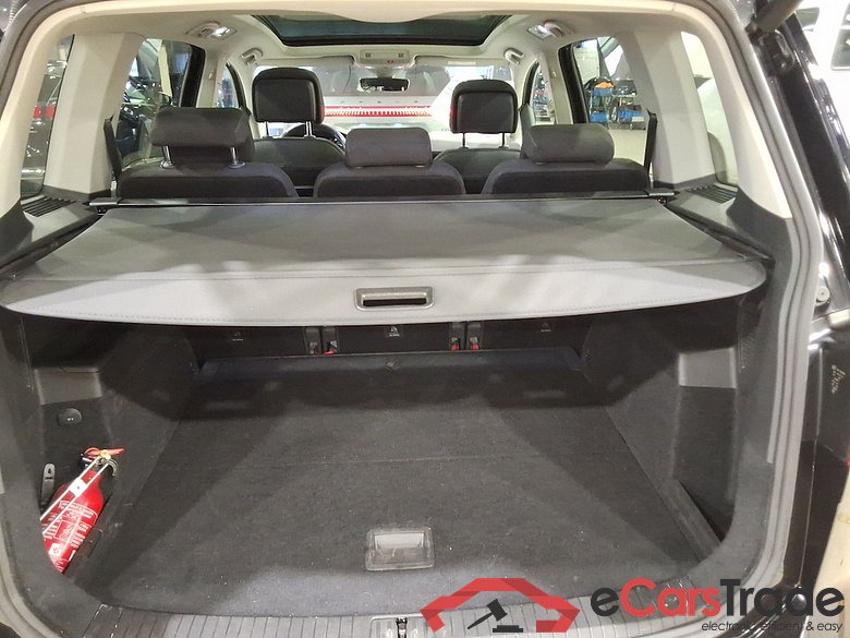 VOLKSWAGEN TOURAN - 2015 1.5 TSI ACT Highline OPF DSG #3