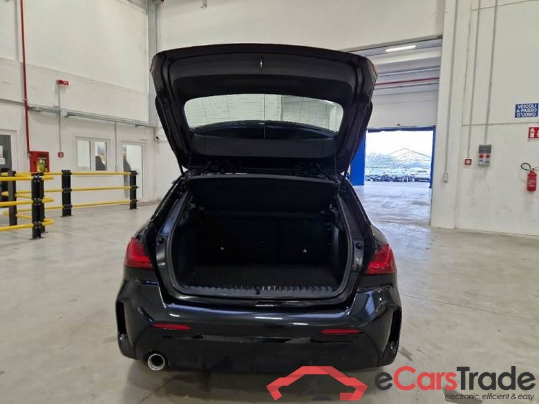 BMW SERIE 1 / 2019 / 5P / BERLINA 116D MSPORT #5