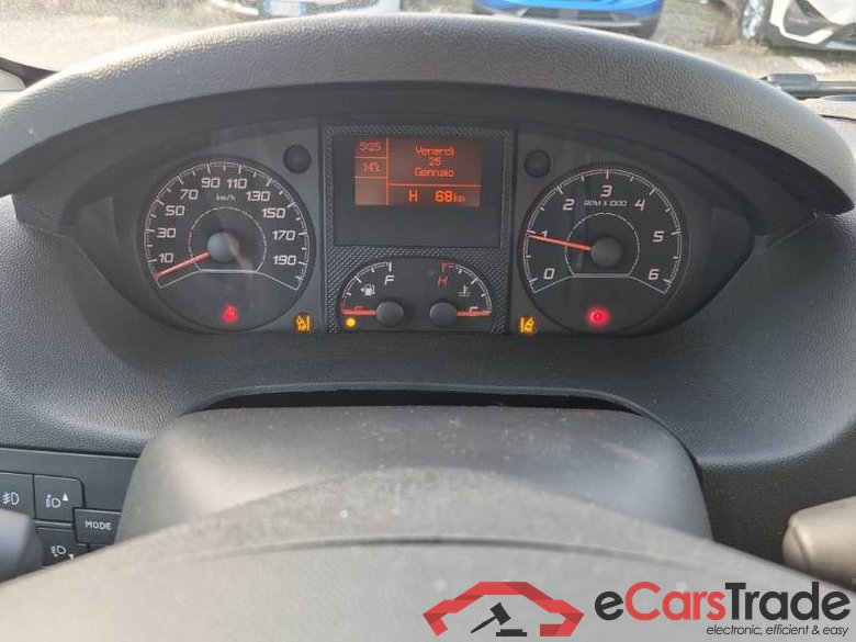 PEUGEOT BOXER / 2014 / 4P / FURGONE 330 L1H1 2.2 BLUEHDI 120CV SeS #1