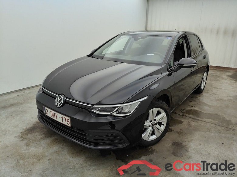 Volkswagen Golf VIII 1.0 TSI 81kW Life Business Premium 5d
