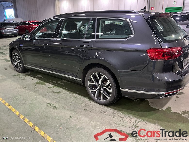 VOLKSWAGEN PASSAT VARIANT 1.4 TSI MSQ VARIANT GTE BUSINESS #3