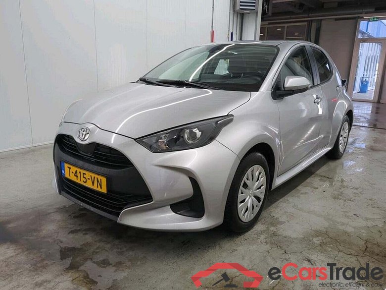 TOYOTA Yaris 1.5 VVT-i Active