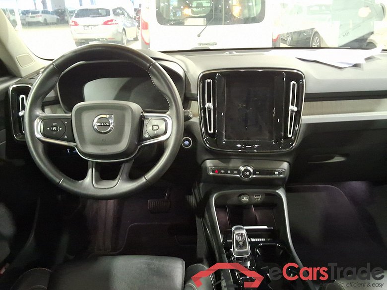 VOLVO XC40 1.5 T4 RECHARGE GEARTR. INSCRIPTION #6