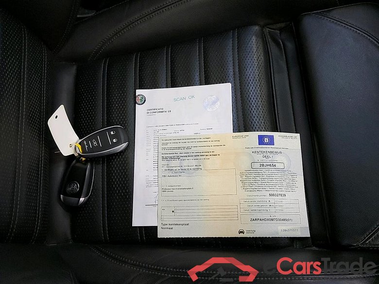 ALFA ROMEO - ALF ROMEO STELVIO D 210PK Veloce Pack Harman Kardon Towing Hook Pano Roof #4