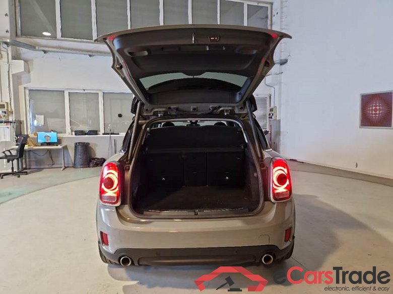 MINI COUNTRYMAN / 2016 / 5P / BERLINA COOPER SD ALL4 AUTOMATICA HYPE #5