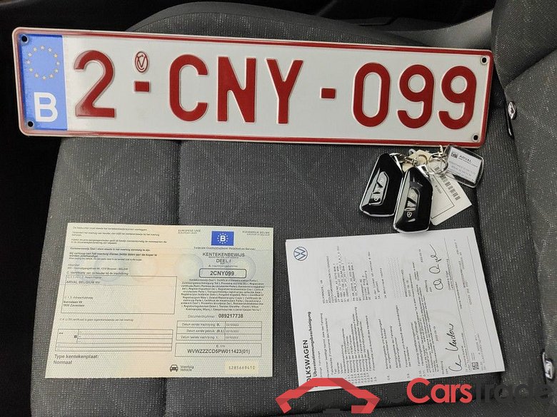 Volkswagen Golf VIII 1.0 eTSI 81kW Life Business DSG 5d #4