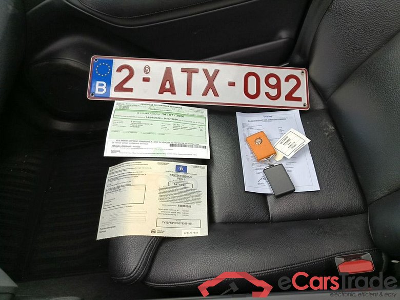 Volvo XC90 2.0 B5 D 4WD Geartronic Momentum Pro 7PL 5d #4