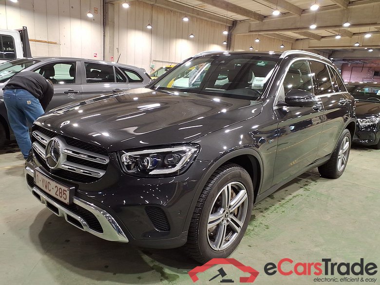 MERCEDES-BENZ GLC 2.0 GLC 300 DE 4MATIC 4WD AUTO