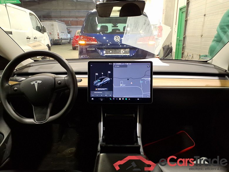 TESLA MODEL 3 55 kWh Standard Plus #6