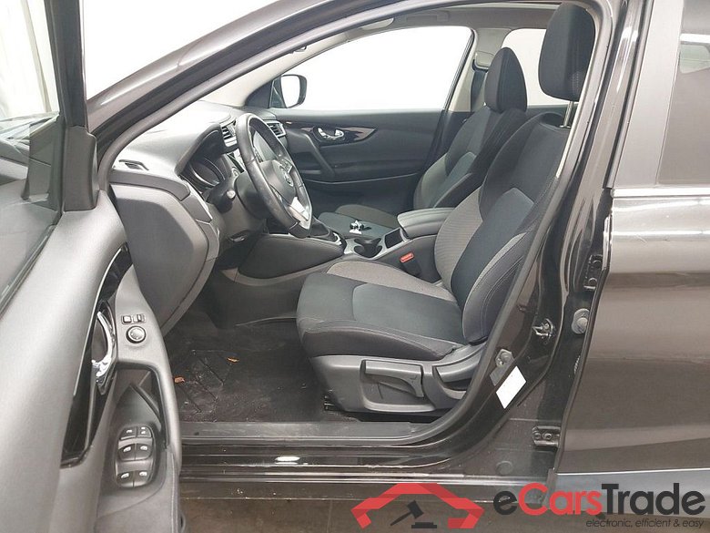 Nissan Qashqai DIG-T 160 EVAPO DCT N-Connecta 5d #3
