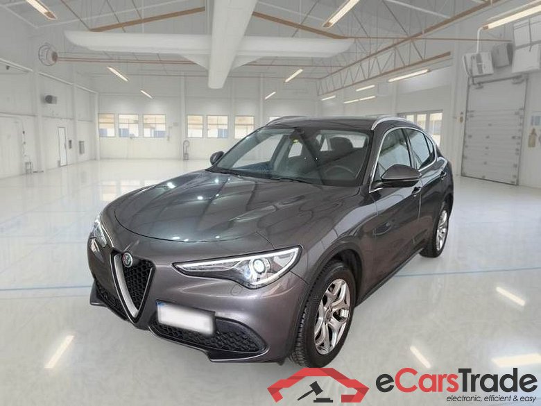 ALFA ROMEO STELVIO / 2017 / 5P / SUV 2.2 TURBO DIESEL 190CV BUSINESS AT8 Q4