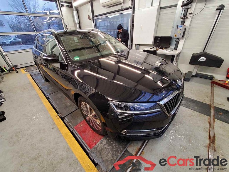 Skoda Superb Combi (3V5)(06.2015->) DE - Kb5 2.0 TSI EU6d, Style OPF (EURO 6d), (Facelift) 2021 - 2024 #2