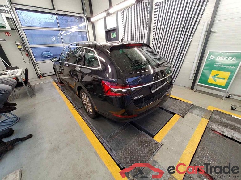 Skoda Superb Combi (3V5)(06.2015->) DE - Kb5 2.0 TSI EU6d, Style OPF (EURO 6d), (Facelift) 2021 - 2024 #4