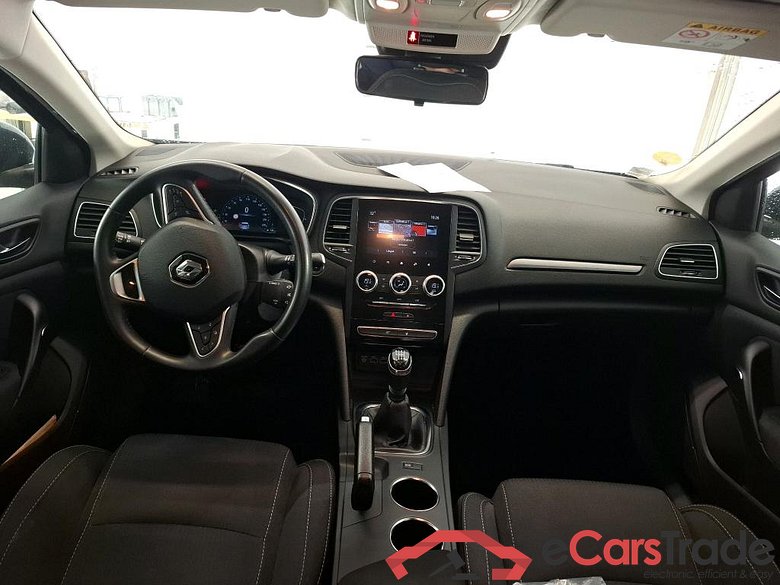 Megane IV Berline 5pt. Business 1.5 dCi 115CV BVM6 E6d #5