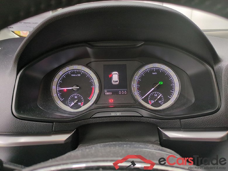 SKODA Karoq / 2017 / 5P / SUV 2.0 TDI 116ch DSG7 Business #6