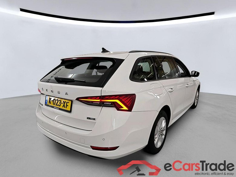 SKODA Octavia Combi 81 kW #6