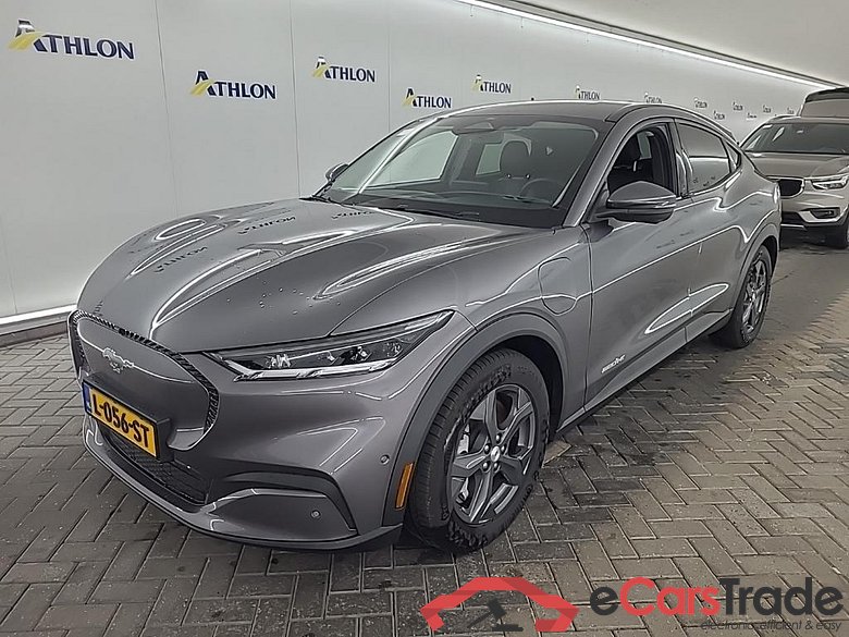 FORD Mustang Mach-E 75kWh RWD auto 5D 190kW