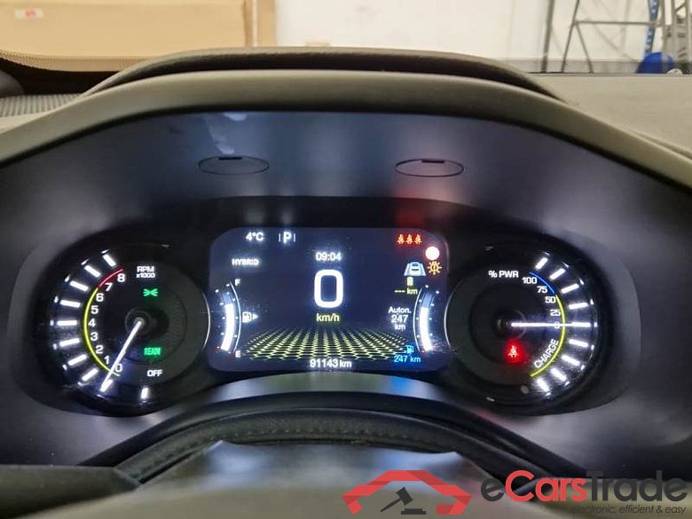 JEEP RENEGADE / 2018 / 5P / SUV 1.3 T4 PHEV 190CV BUSINESS PLUS 4XE AUTO #4