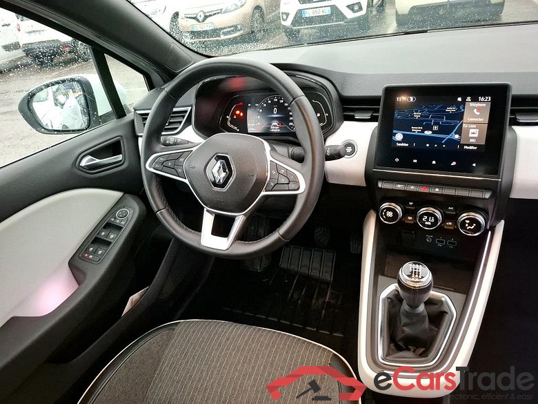 RENAULT Clio / 2019 / 5P / Berline Intens TCe 140 -21N #5