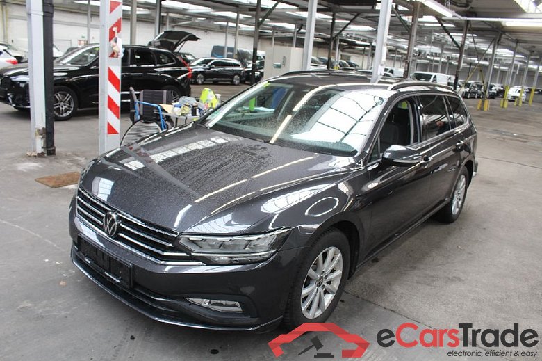 Passat Variant 2.0 TDI 110KW AT7 E6d #1