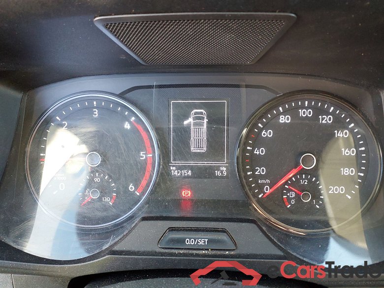 VOLKSWAGEN Crafter 2.0 L3H2 BATALLA MEDIA 140CV  #4