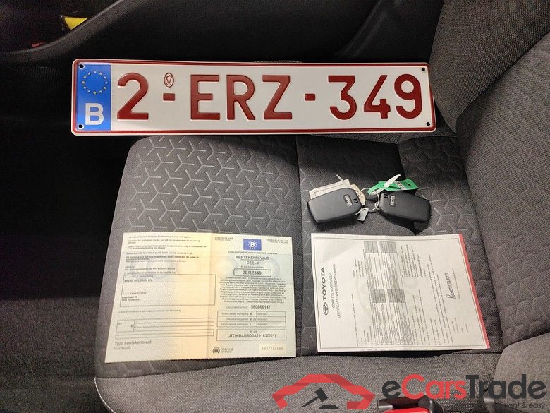 Toyota Yaris Cross 1.5 VVT-ie Hybrid Dynamic Plus CVT 5d #4