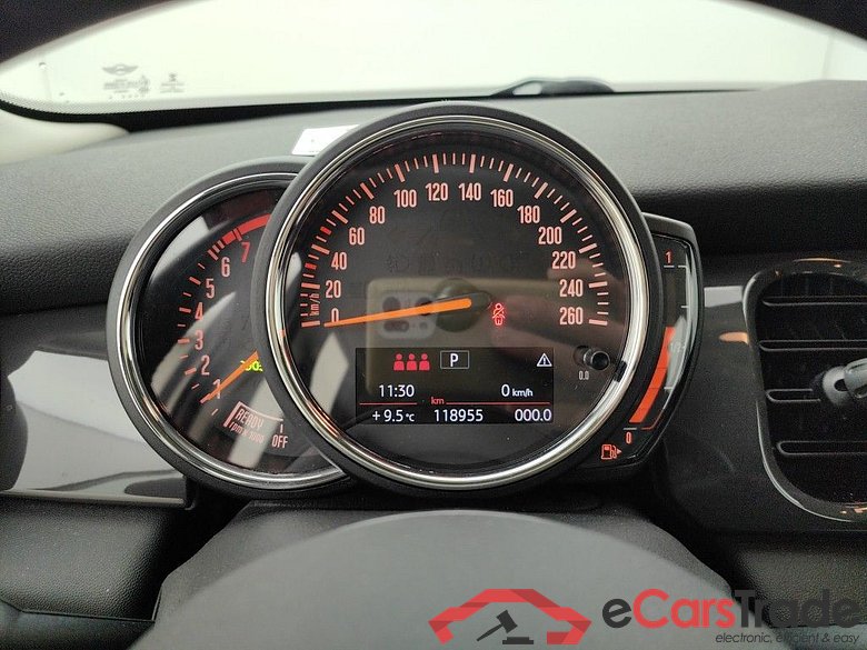 Mini 5 door One Aut. 5d #6