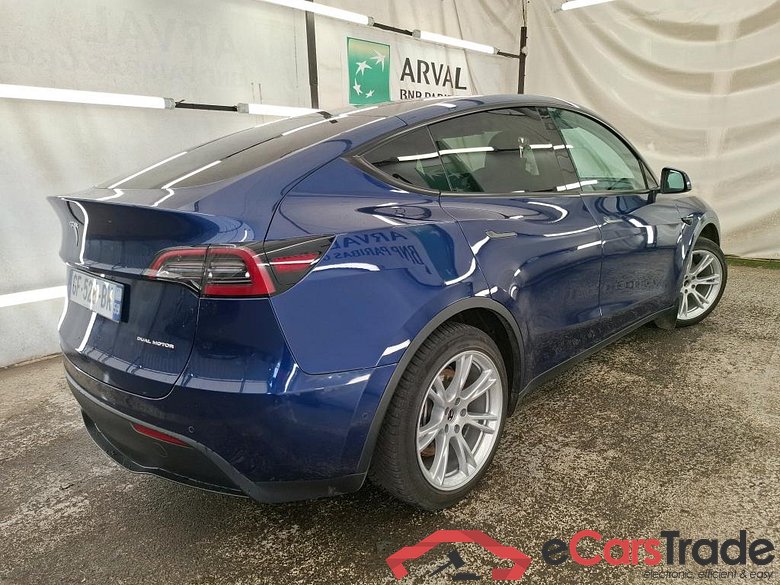 TESLA Model Y / 2020 / 5P / SUV Grand Autonomie Dual Motor AWD #4