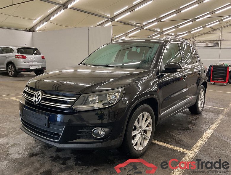 VOLKSWAGEN Tiguan Tiguan Sport & Style 2.0 TDI SCR BlueMotion Technology 81 kW (110 ch) 6 vitesses manuel #1