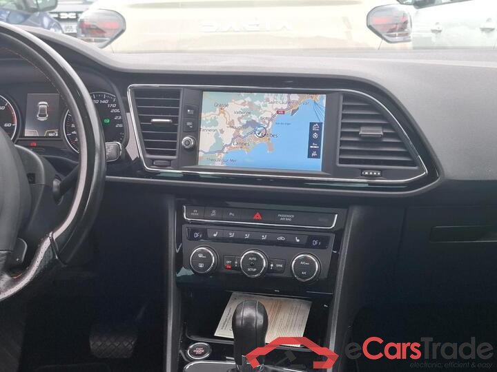 Seat Leon 2.0 TDI 150Hp FR-Line Aut. Pano LED Navi 1/2 Sport-Leather-Alcantara KeylessGo Camera Klima PDC ... #6