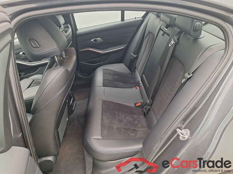 BMW, 3-serie '18, BMW 3 Reeks Berline 318iA (115 kW) 4d #4